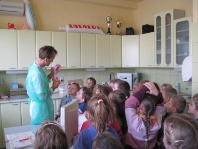 14.04.2010 Z wizytą w Ośrodku Zdrowia w Wicku