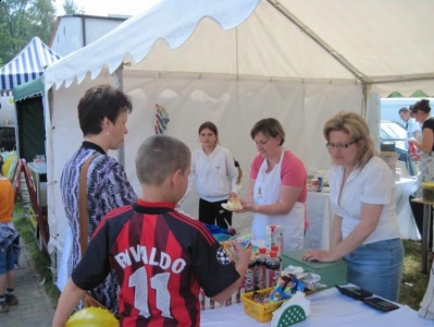 12.06.2010 Rada Rodziców na Festynie Gminnym Niezapominajka