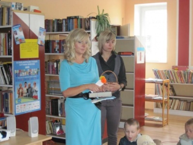 14.06.2010 Wycieczka do Biblioteki Publicznej w Wicku