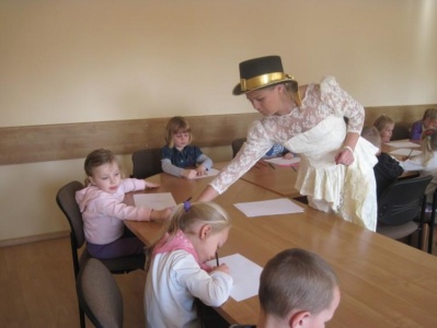 8.10.2010 Wizyta w Gminnym Ośrodku Kultury w Wicku