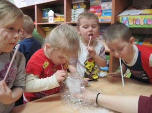 7.04.2011 Klub Młodego Odkrywcy w naszym przedszkolu