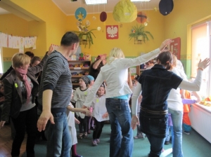 8.04.2011 Zajęcie otwarte w grupie Średniaków