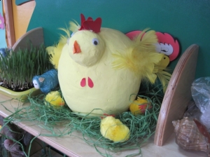 15.04.2011 Wiosennie i kolorowo w naszym przedszkolu