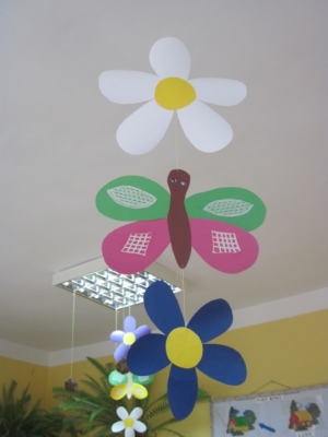 15.04.2011 Wiosennie i kolorowo w naszym przedszkolu