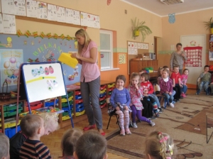 20.04.2011 Świąteczne zabawy z zajączkiem