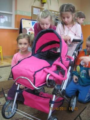 17.11.2011 Nowe wózki dla przedszkolaków