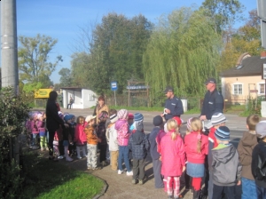 19.10.2012r. Spotkanie z policjantami - Jak bezpiecznie przejść przez ulicę.