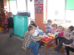 01.03.2013r. Kącik lekarski w grupie starszaków