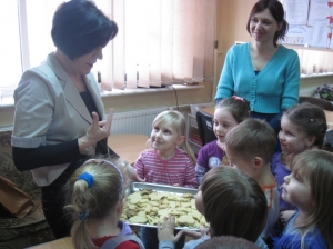 04.03.2013r. Średniaki odwiedzaja kuchnię