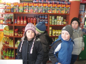 14.03.2013r. Wizyta Starszaków w pobliskim sklepie spożywczym