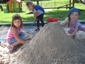 06.08.2013r. Wakacyjne zabawy w przedszkolu