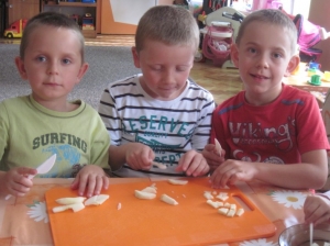 02.10.2013r. Starszaki z wizytą w sadzie