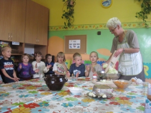 02.10.2013r. Średniaki kiszą kapustę
