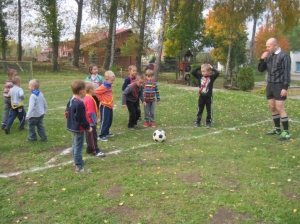 11.10.2013r. Spotkanie z sędzią piłkarskim; rozgrywki w piłce nożnej