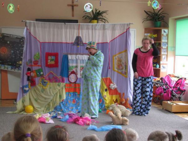 17.04.2015 Teatr „Figle Pana Bałagana” 
