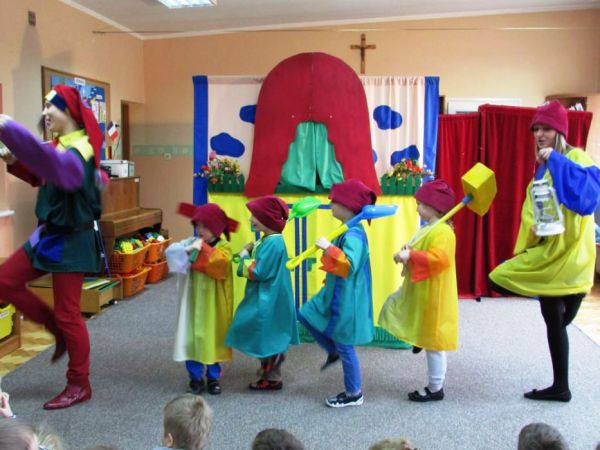 04.03.2016 Przedstawienie 