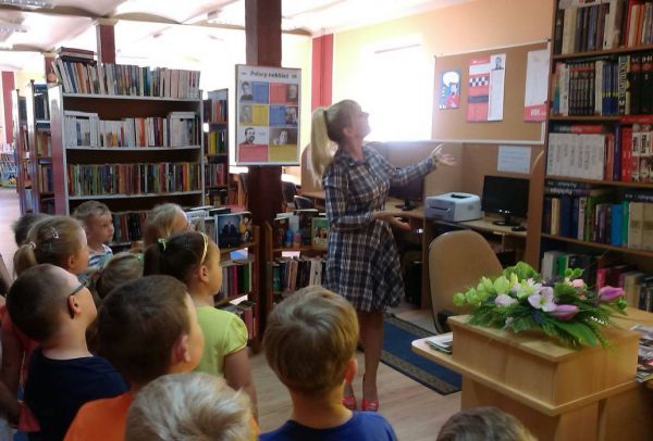 10.05.2016 Wizyta w bibliotece