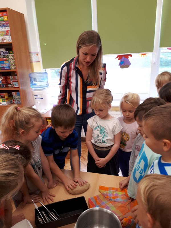 17.10.2018 Zajęcia edukacyjne w gr III Od ziarenka do bochenka