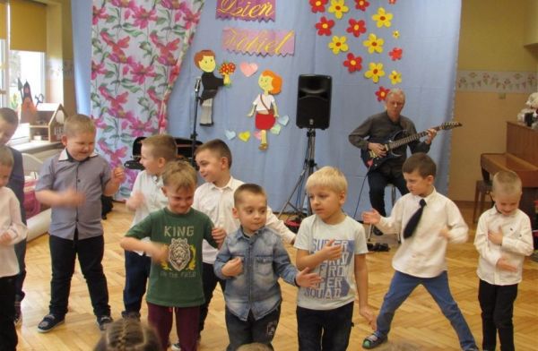 08.03.2019 Koncert muzyczny pt.