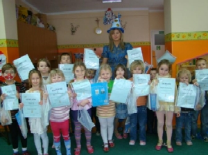 Projekt Mali artyści w Przedszkolu w Charbrowie