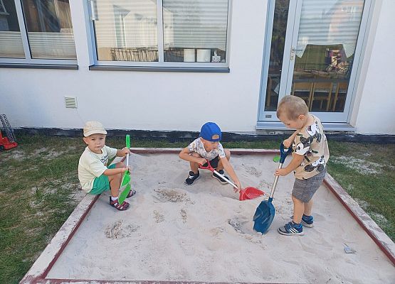 Grafika 3: Pierwsze dni w przedszkolu