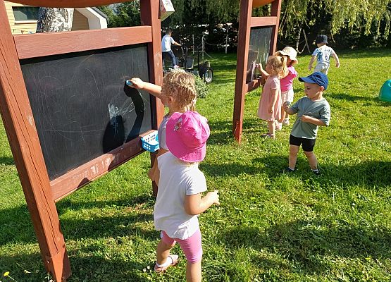 Grafika 6: Pierwsze dni w przedszkolu