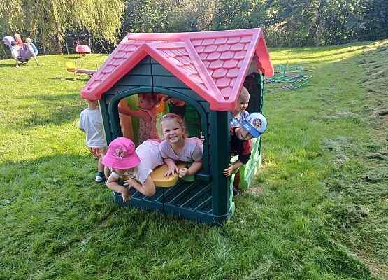 Grafika 12: Pierwsze dni w przedszkolu