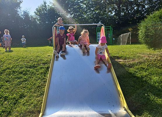 Grafika 16: Pierwsze dni w przedszkolu