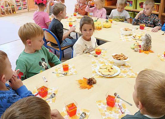 Grafika 11: 30.09.2024 Dzień Chłopaka gr II