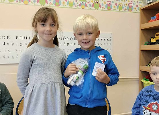 Grafika 7: 30.09.2024 Dzień Chłopaka gr II