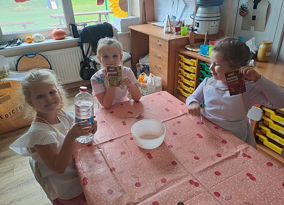 Grafika 8: 09.10.2024 Jesienna spiżarnia gr III