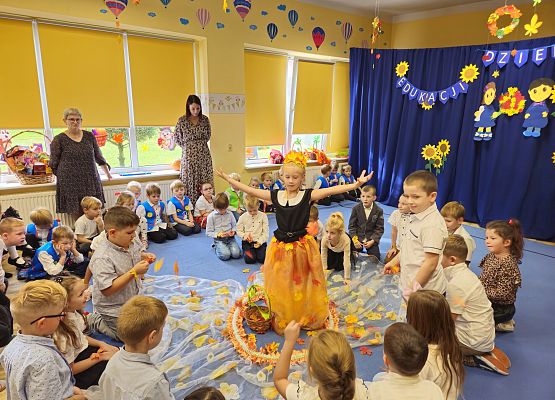 Grafika 105: 14.10.2024 Dzień Edukacji Narodowej