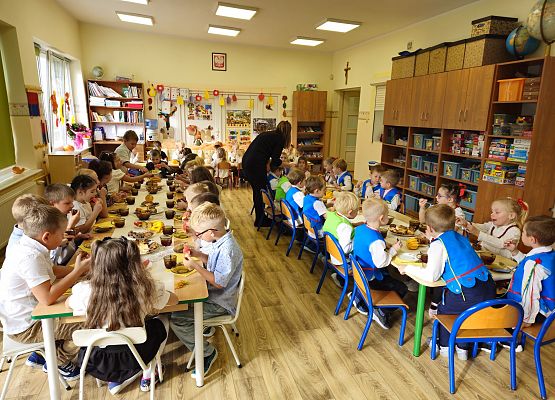 Grafika 115: 14.10.2024 Dzień Edukacji Narodowej