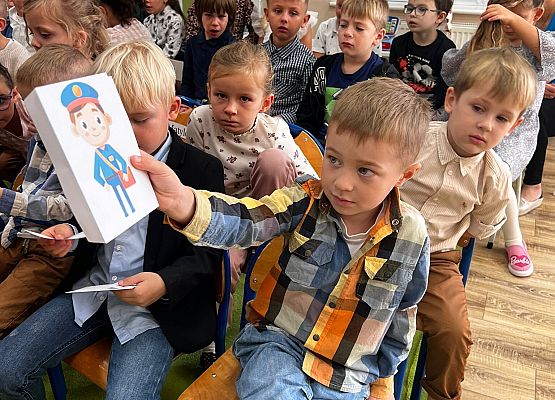 Grafika 21: 18.10.2024 Dzień Poczty Polskiej w gr II i III