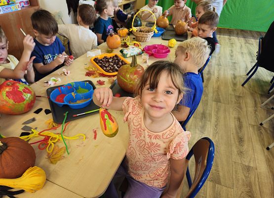 Grafika 25: 25.10.2024 Warsztaty kreatywne z Seniorami  z Klubu Seniora w Wicku
