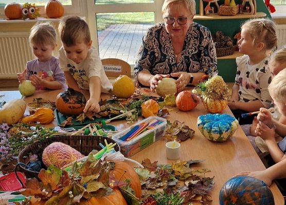 Grafika 72: 25.10.2024 Warsztaty kreatywne z Seniorami  z Klubu Seniora w Wicku