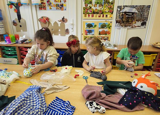 Grafika 6: 05.11.2024 Dzień Postaci z Bajek gr III