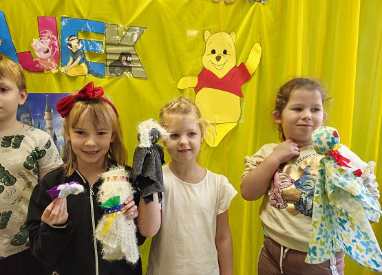 Grafika 14: 05.11.2024 Dzień Postaci z Bajek gr III