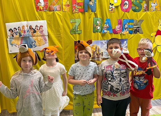 Grafika 24: 05.11.2024 Dzień Postaci z Bajek gr III