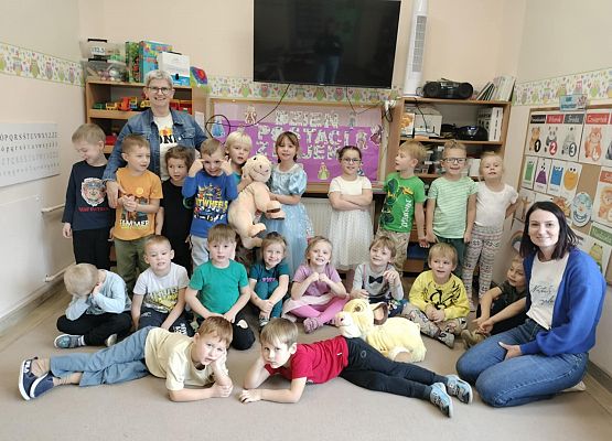 Grafika 7: 05.11.2024 Dzień Postaci z Bajek gr II