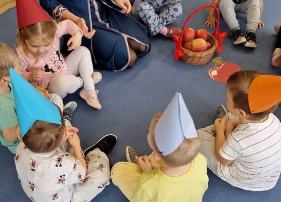 Grafika 14: 05.11.2024 Dzień Postaci z Bajek gr I