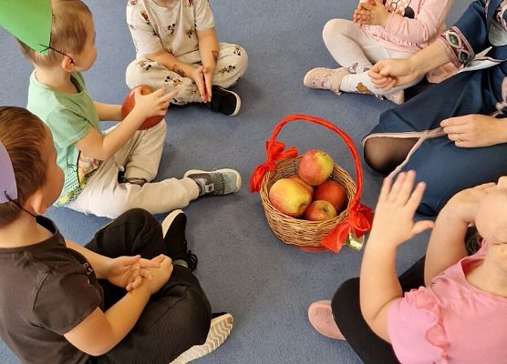 Grafika 16: 05.11.2024 Dzień Postaci z Bajek gr I