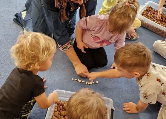 Grafika 28: 05.11.2024 Dzień Postaci z Bajek gr I