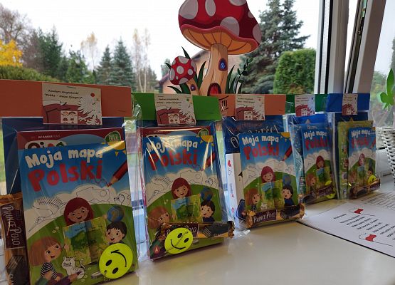 Grafika 8: 08.11.2024 Konkurs recytatorski pt." Polska nasza Ojczyzna"