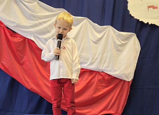 Grafika 32: 08.11.2024 Konkurs recytatorski pt." Polska nasza Ojczyzna"