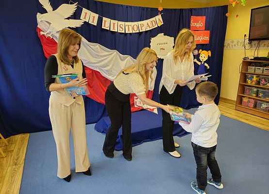 Grafika 65: 08.11.2024 Konkurs recytatorski pt." Polska nasza Ojczyzna"