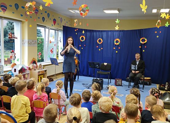 Grafika 12: 12.11.2024 Audycja muzyczna pt. "Muzyczne Zoo"