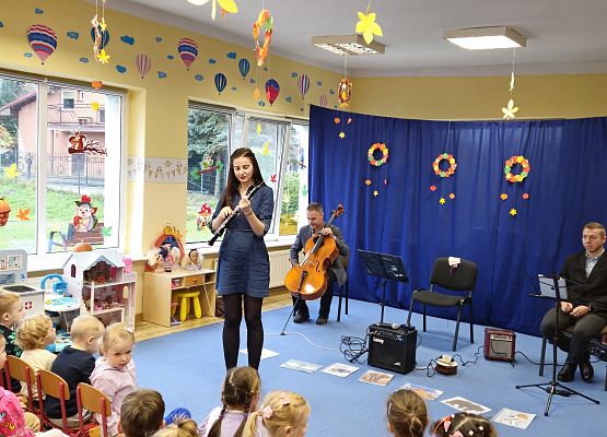 Grafika 13: 12.11.2024 Audycja muzyczna pt. "Muzyczne Zoo"