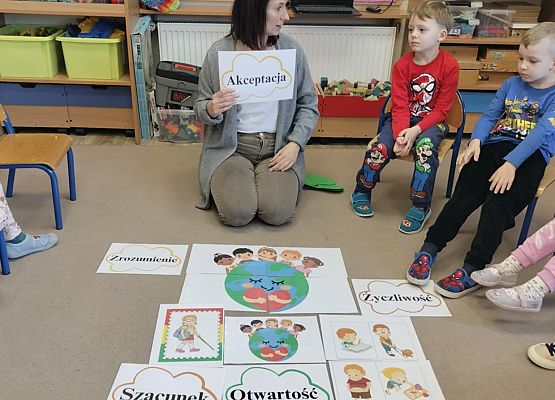 Grafika 32: 15.11.2024 Dzień Tolerancji w Naszym przedszkolu