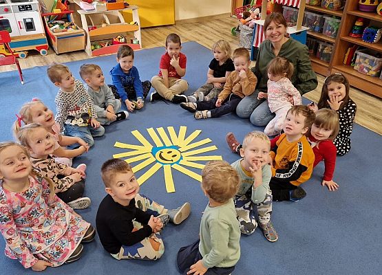 Grafika 2: 20.11.2024 Międzynarodowy Dzień Praw Dziecka gr I